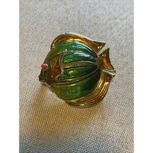 Liz Claiborne Brooch Pin Vintage Angel Fish Ocean Beach‎ Green Enamel Gold Tone